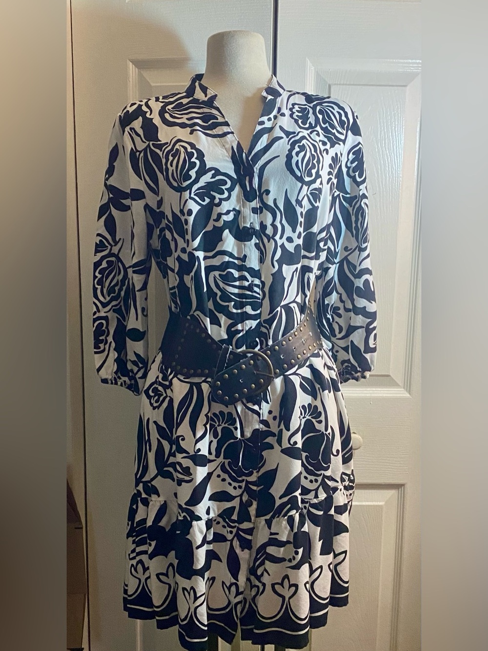 Mlle Gabrielle Black & White Floral Long Sleeve Dress